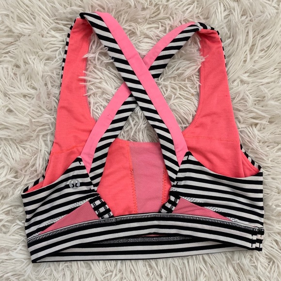 Lululemon Run Stuff Your Bra II size 4 Black White - Picture 3 of 5